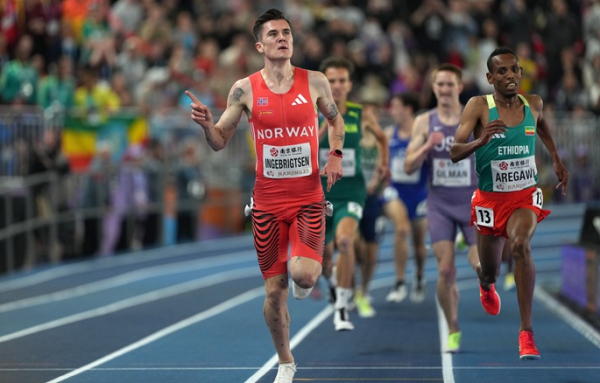 Duplantis, Holloway retain world indoor titles at Nanjing 2025