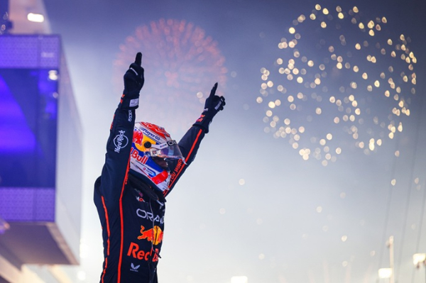 Verstappen wins F1 Qatar GP amid McLaren strategy blunder Verstappen wins F1 Qatar GP amid McLaren strategy blunder