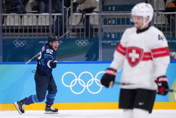 Lions reach semi-finals in Olympics Ice Hockey