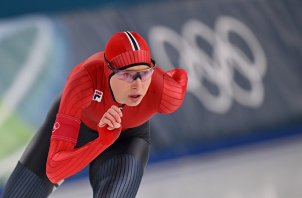 Norway's Eitrem, Wiklund win speed skating world all-round titles